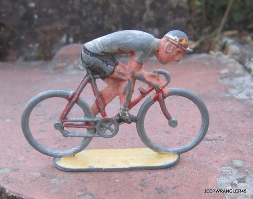 Roger petit coureur - petit, cycliste