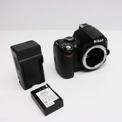 Nikon d40 1mp digital - 6.1mp,