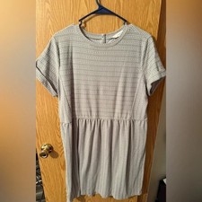 LOFT Gray Patterned Short Sleeve Dress