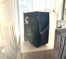 PC Gamer avec écran et