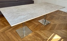 Table design bonne qualité et bon état