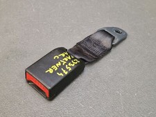 Attache ceinture sécurité arrière centrale - Peugeot Partner II de 2008 à 2015