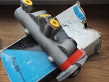 Maitre cylindre tandem Renault