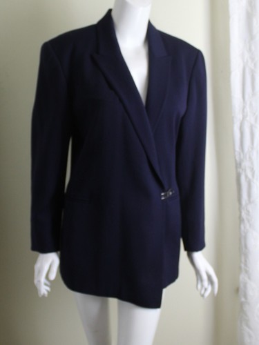 Edgy vintage 80s claude - 80s,