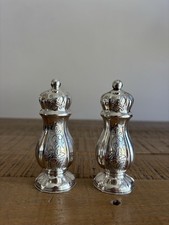 Salière et Poivrière en