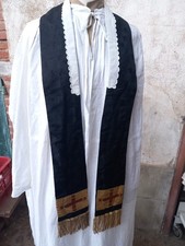 Etole Noir Prêtre Vêtement