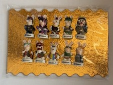 Série complète de 10 fèves neuves LAPIN CRETIN ROCK de 2017