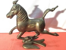 Sculpture en bronze figurant