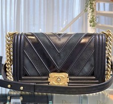 CHANEL Sac Boy Chevron 3 Tons