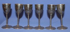 Ancien lot de 6 tasses à gobelets en métal argenté