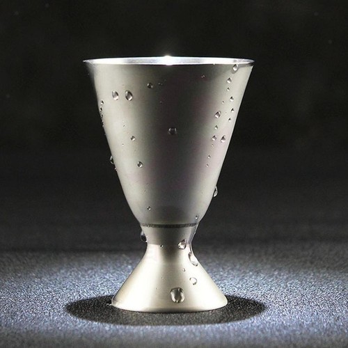 Doseur barman métal de - de,