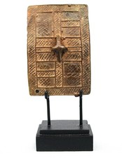 Art Africain Ancien Poids Bouclier Goldweight Akan - Socle sur Mesure - 6,5 Cms