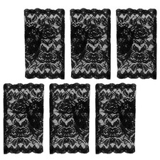 3 paires de courts en dentelle