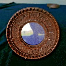 cadre rond ancien en bois