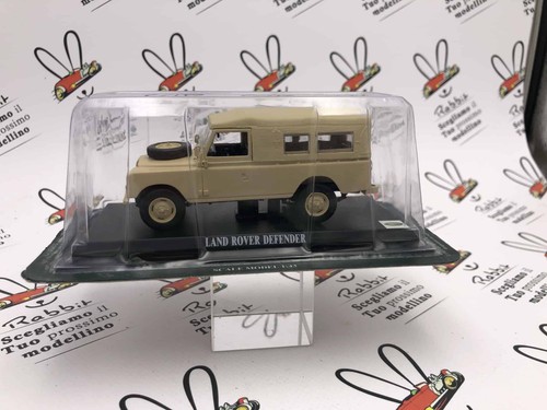 Die cast land rover defender - ",
