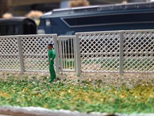 ho clôture grillage forme losange usine entrepôt 1/87 décor train maquette 56
