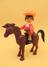 KINDER Maxi - Super Charly