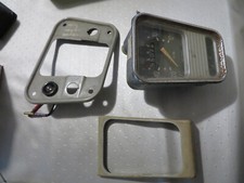 Compteur OS vitesse jauge essence Citroen 2CV 2 chevaux plaque support fixation