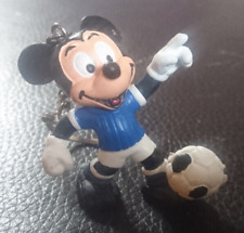 FIGURINE/PORTE CLE COLLECTOR BULLY  MICKEY /FOOT-5,5cm haut-DISNEY made germany-