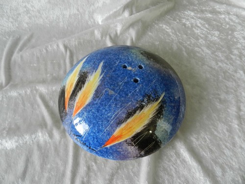 Ancien vase pique fleurs