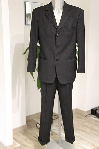 Joli costume anthracite - costume,