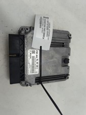 Calculateur moteur VOLKSWAGEN