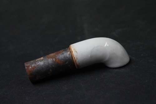 Ancienne prise de câble - x,