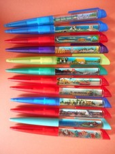Stylos à image mobile. Stylos souvenir. Lot de 12 stylos à image mobile.