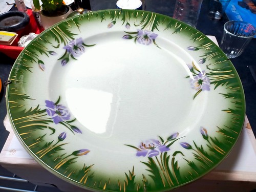 Grand plat rond - , fer