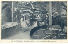 PARIS 14eme arrondissement   " Au planteur de Caiffa " salle de torréfaction