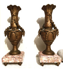 Paire de bougeoirs anciens en