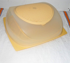 TUPPERWARE : GRANDE CAVE A FROMAGES (4 - 8 fromages)