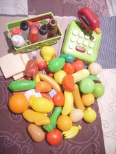 Gros lot de 50 pièces pour jouer à la marchande (fruits, légumes, oeufs, bout..)