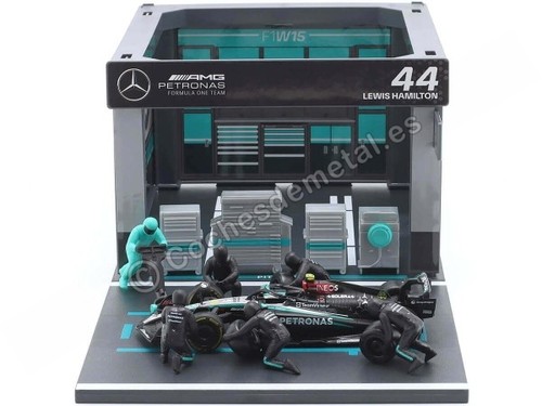 2023 garage pit lane lewis - 2023,