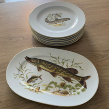 Service de table à poisson de