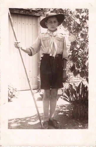 Ancienne photographie jeune - ancienne,