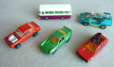 lot 5 voitures  MATCHBOX Hot