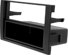 Facade autoradio FA138