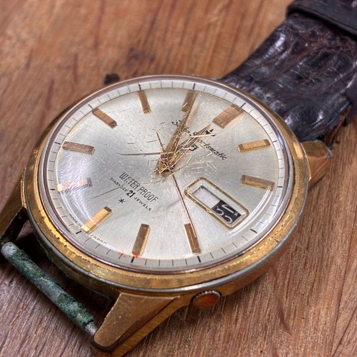 Montre bracelet ancienne - montre-bracelet,