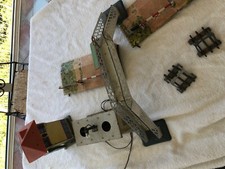 lot décors hornby mécano  - passage a niveau escalier en metal pour pieces