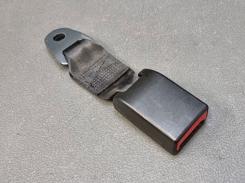 Attache ceinture sécurité