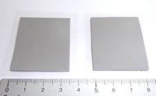 2 x Pad thermique 40 x 35 x 2mm - Couleur grise