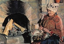 3 VICHY DENTELLIERE AU CARREAU