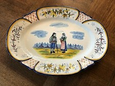 ANCIEN PLAT OVALE EN