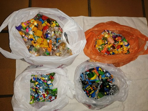 Gros lot figurines kinder - lot,