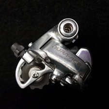 Dérailleur arrière "SHIMANO DURA ACE 7700" 9v (Ref 1591)