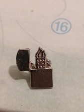 pin´s argenté - ZIPPO