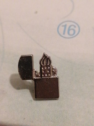 Pin argenté zippo - argenté,
