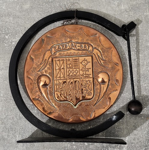 Gong ancien pays basque - du, en