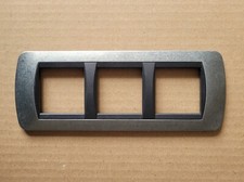 Plaque 3 x 2 modules - BRUT - entraxe 57mm - ARNOULD BTICINO LIVING 20783